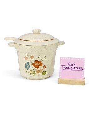 Treasure Craft POPPY Speckled Body Floral Ceramic 1.5 Qt Bean Pot W Lid & Ladle